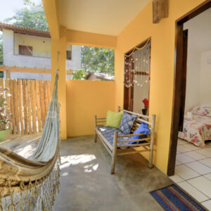 Suite Amarelo Caju – Dupla: Energia e Sol para Casais em Caraíva